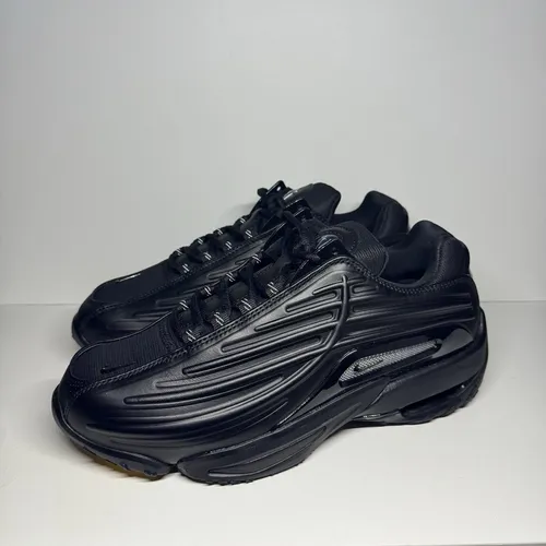 Nike NOCTA x Drake Hot Step 2 "Black" - Herren Sneaker in Schwarz (42,5) - Stylischer Sportschuh für Herren in elegantem Schwarz, ideal für trendbewusste Sneaker-Liebhaber. Perfekt für Alltag und Freizeit.