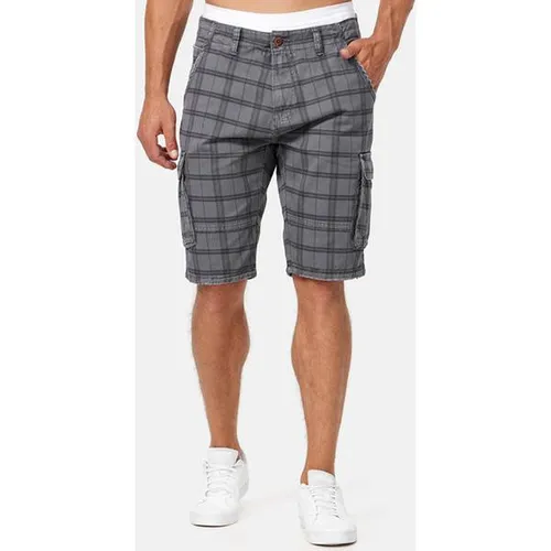 Indicode Cargoshorts Monroe Cargo – Bequeme Shorts mit 6 Taschen und Gürtel - Cargoshorts aus strapazierfähigem, leichtem Material, perfekt für warme Tage. Ideal für Stadtbummel oder Outdoor-Abenteuer – ein Must-have für modebewusste Männer.