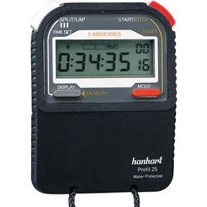 Stoppuhr Pro 25 1/100 Sek.dig.HANHART - Trainingszubehör mit robuster, wassergeschützter Bauweise und präziser 1/100 Sekunde Messung, perfekt für Sportler und Trainer.
