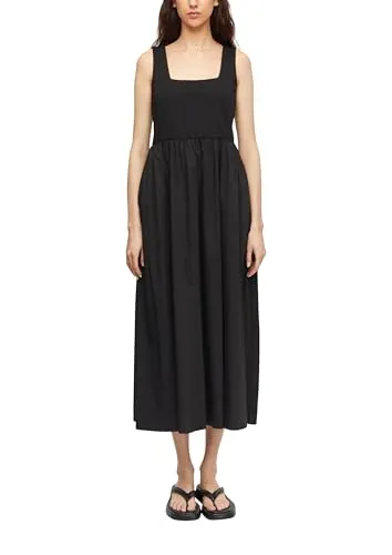 Comma Damen Kleid mit Karree-Ausschnitt – Elegantes knöchellanges Design - Das knöchellange Damen Kleid überzeugt durch einen modernen Karree-Ausschnitt und einen ansprechenden Materialmix. Ideal für vielseitige Anlässe, kombiniert es Stil und Tragekomfort im Alltag und in der Freizeit.