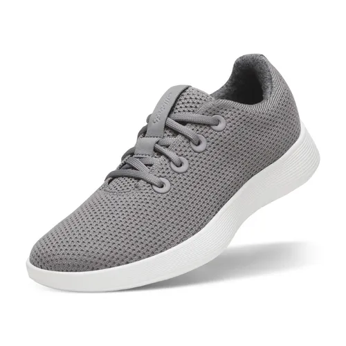 Allbirds Sneaker Tree Runner NZ grau Herren, Größe 43,5 (10,5) - Der Allbirds Tree Runner NZ kombiniert frisches Design mit gewohntem Komfort. Ultraleichtes, atmungsaktives Obermaterial aus Eukalyptusfasern sorgt für ein angenehmes Tragegefühl. Nachhaltige Schnürsenkel aus recyceltem Material runden den Look ab.