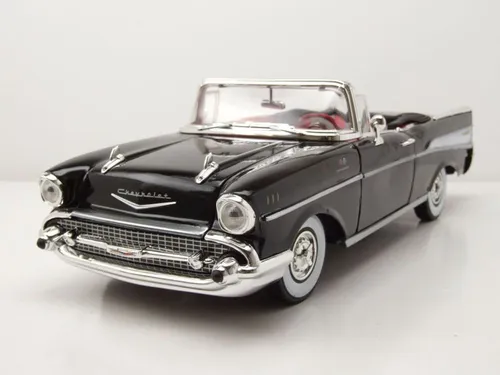 Chevrolet Bel Air Convertible 1957 schwarz James Bond Modellauto 1:18 - Modellauto im Maßstab 1:18, mit OVP und beweglichen Teilen. Perfekt für Sammler und James Bond-Fans!