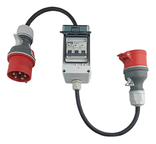 RoadEu CEE Adapter 32A auf 16A - Verlängerungskabel mit robustem CEE Stecker und Kupplung, ideal für Innen- und Außeneinsatz dank IP44 Schutzart und UV-Beständigkeit.