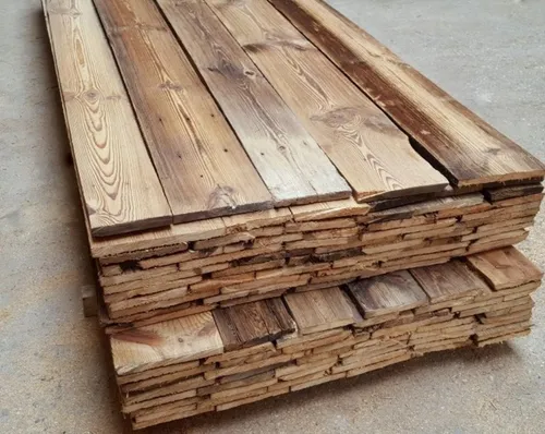 Altholz Antikholz Massivholz Bretter 100-150cm - Hochwertige, gebürstete Altholzbretter für individuelle Wandgestaltungen. Jedes Stück erzählt seine eigene Geschichte und verleiht Ihrem Raum einen einzigartigen Charakter.
