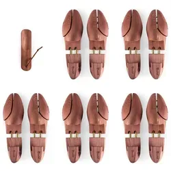 Blumtal TESTSIEGER Premium Schuhspanner Zedernholz - Schuhspanner aus unbehandeltem Zedernholz, inkl. Schuhlöffel, pflegt und bindet Gerüche, ideal für Herren und Damen in Größen 38-47.