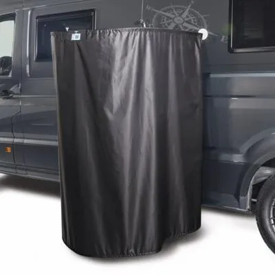 Brugger flexiMAGS Duschvorhang - Platzsparender Outdoor-Duschvorhang mit Magnetbefestigung. Schützt den Lack und sorgt für ein angenehmes Duscherlebnis im Freien. Höhe: 160 cm, Durchmesser: 90 cm, Material: Edelstahl.