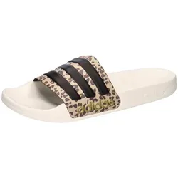 adidas Adilette Shower Slides Unisex Schiebe-Sandalen, Off White Core Black Magic Beige, 43 EU - Dusch- & Badeschuhe für Herren, mit bequemem Cloudfoam Fußbett für ultimativen Komfort nach dem Duschen oder am Pool.