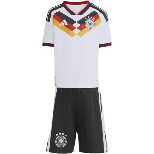 ADIDAS Kinder Fananzug Deutschland DFB WM 2026 Replika Heim-Set - Sportbekleidung für junge Fans, mit Climacool und Aeroready Technologien für ein kühles und trockenes Tragegefühl – ideal für aktive Kinder.