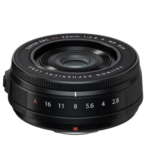 FUJIFILM FUJINON XF 23 mm f2,8 R WR PD - Kompaktes Weitwinkelobjektiv - Kompaktes und lichtstarkes Weitwinkelobjektiv für Fujifilm-Kameras. Ideal für kreative Aufnahmen mit hervorragender Bildqualität und flexibler Fokussierung.