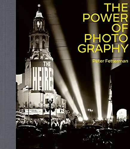 The Power of Photography: Ausstellungskatalog - Entdecken Sie die Macht der Fotografie in diesem beeindruckenden Katalog von ACC Art Books, der faszinierende Werke und Perspektiven vereint.