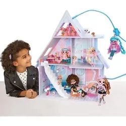 L.O.L. Surprise! OMG Winter Cottage Spielset - Puppenhäuser mit über 45 Überraschungen, inklusive funktionierendem Skilift und 3 Etagen für unendlichen Spielspaß - perfekt für Kinder ab 4 Jahren!
