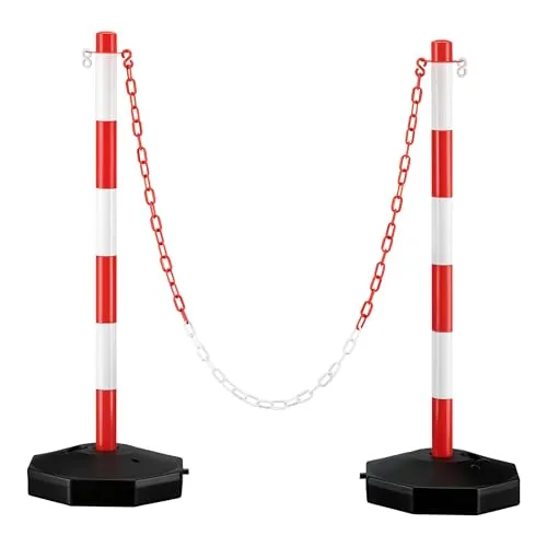 Wiltec Mobile Parkplatz Absperrung mit Kette - Robuste Absperrpfosten (80 x 28 x 28 cm) aus widerstandsfähigem Material, ideal für Parkplatzsperren. Mit 1,4 m Kette für flexible Anwendungen und verbesserter Sichtbarkeit dank rot-weißer Farbgebung.