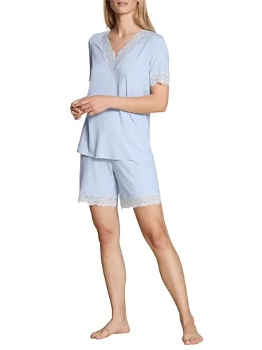 CALIDA Elegant Dreams Kurz-Pyjama Damen - Schlafanzüge für Damen, luftiger Schnitt mit Spitzendetails für höchsten Tragekomfort und einen eleganten Look.