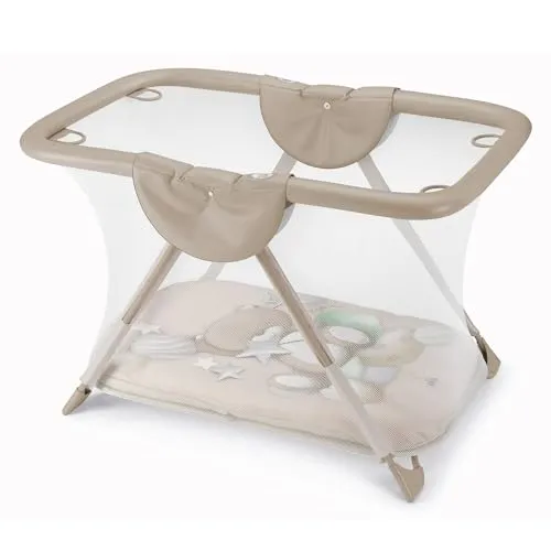 CAM Baby-Reisebett Millegiochi beige - Laufgitter aus 100% Polyester, ideal für sichere Spiel- und Schlafmomente unterwegs, leicht und kompakt zu transportieren.