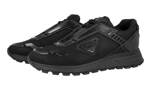 PRADA PRAX01 Sneakers für Herren - Hochwertige schwarze Sneaker aus Nylon mit Gummisohle, ideal für sportliche Aktivitäten und den Alltag, in Größe EUR 43 erhältlich.