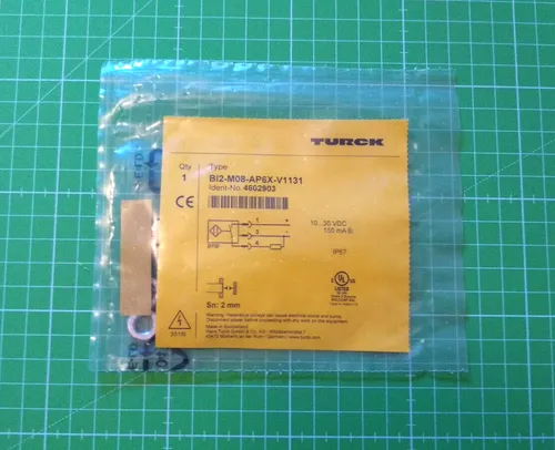 Turck BI2-M08-AP6X-V1131 Induktiver Näherungssensor - Induktiver Näherungssensor mit 2 mm Schaltabstand, geeignet für präzise Anwendungen in industriellen Umgebungen, Steckverbinder M8 für einfache Installation.