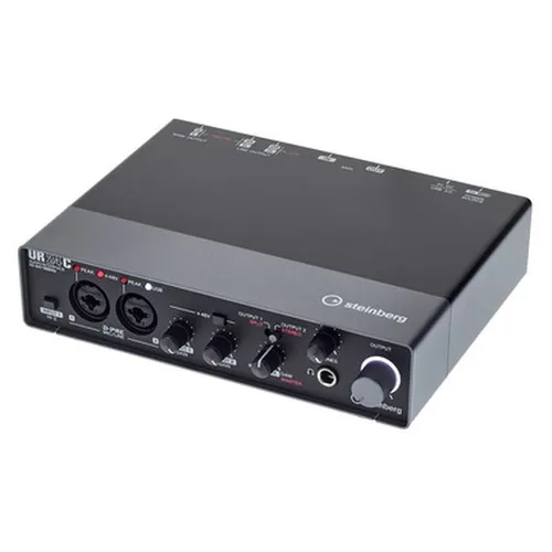 Steinberg UR24C Audiointerface - 2x4 USB 3.0 Audiointerface mit iPad Konnektivität; hochauflösendes 32-Bit/192 kHz Audio und latenzfreies Monitoring für professionelle Aufnahmen.