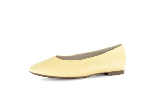 Gabor Keilpumps Gelb 39 EU (6 UK) - Elegante Keilpumps in Gelb, ideal für jeden Anlass. Mit 1 cm Absatzhöhe und hochwertigem Glattleder bieten sie Stil und Komfort für den täglichen Einsatz.