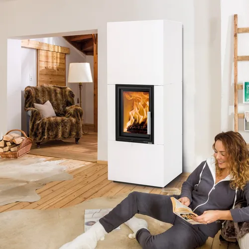 Haas+Sohn Dachstein Kaminbausatz 7 kW Esprit IV - Moderne Kamine für den Innenbereich, effizient mit 80% Wirkungsgrad und 7 kW Leistung. Ideal für Wohnzimmer oder Schlafzimmer, sorgt für wohlige Wärme und stilvolles Ambiente.