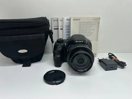 Sony Cyber-shot DSC-HX350 schwarz - 50x optischer Zoom - Spiegelreflex- & Systemkameras mit beeindruckender 20,4 MP Auflösung und 50x optischem Zoom für atemberaubende Aufnahmen aus der Ferne.