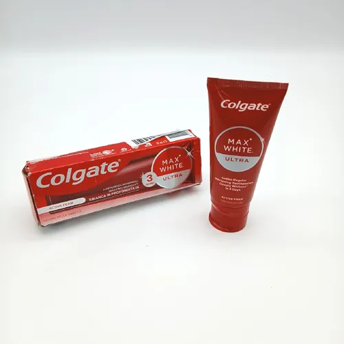 Colgate Zahnpasta Zahnreinigung Max White Ultra Active Foam Effektive Pflege für