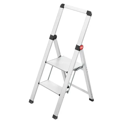 Hailo Trittleiter 'DK40 Selekta BasicLine' 2 Stufen - Leiter für sicheres Erreichen von Höhen bis 2,69 m, tragbar und aus leichtem Aluminium, ideal für Haushalt und Garten.