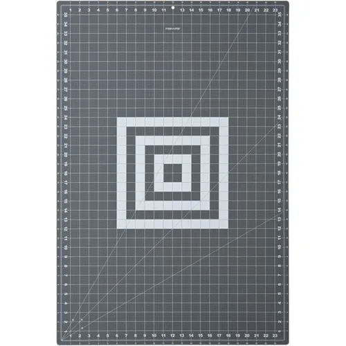MATA DO CIĘCIA 60X90 CM - A1 FISKARS - Wendbare Schneidematte 60x90 cm, selbstheilend mit klaren Grafiken und Raster für präzises Arbeiten, ideal für kreative Projekte und Bastelarbeiten.