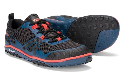 Xero Shoes Scrambler Low (Trail) - Ultraleichter Herren Laufschuh in blau/schwarz - Wanderschuhe - Der Scrambler Low ist der leichteste und bequemste Trail-Schuh, ideal für Rennen, Wanderungen und Klettertouren. Mit atmungsaktivem Design und Michelin-Zusammenarbeit für optimale Leistung.