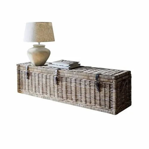 Loberon Truhe Hailee - Truhe aus handgeflochtenem Rattan mit unterteiltetem Stauraum, ideal zur stilvollen Aufbewahrung und als Ordnungshilfe in jedem Raum.