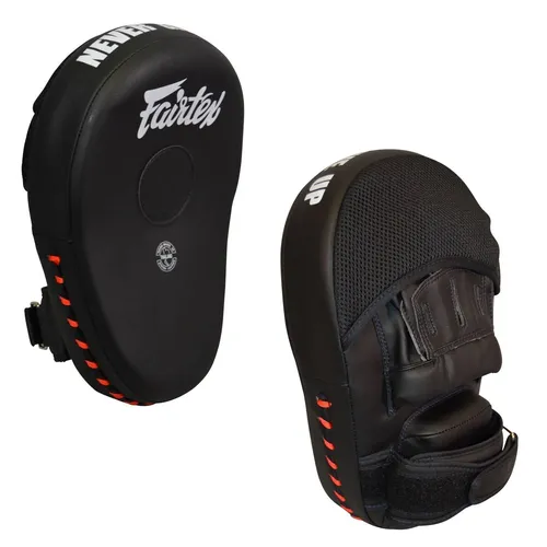 FAIRTEX FMV13 Handpratzen Paar, schwarz. Muay Thai, Kickboxen, boxen, Pratzen.
