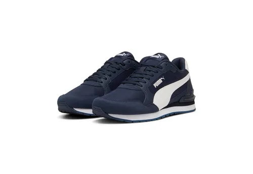 PUMA ST Runner v4 NL Herren Sneakers in Blau 42.5 - Sneaker für Herren, zeitloses Retro-Design mit modernem Komfort dank SoftFoam+ Einlegesohle. Ideal für Alltag und Freizeit.