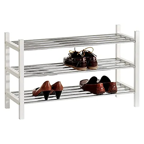 IDIMEX Schuhregal RESA - Platzsparendes Schuhregal aus Holz - Schuhregal für Diele oder Flur, bietet Platz für bis zu 12 Paar Schuhe. Stabil und stapelbar, mit edel verchromten Metallrohren und lackiertem Kiefermassivholz.