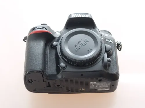 Nikon D3400 DSLR Kamera mit 18-55mm VR Set - TOP Zustand - Spiegelreflexkamera mit 24.2 MP Auflösung, 2,7x optischem Zoom und Rote-Augen-Entfernung. Ideal für kreative Fotografie und leichte Handhabung.