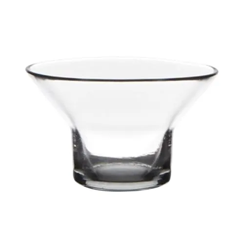 INNA-Glas Kerzenhalter Maxi SARINYA - Eleganter Teelichthalter aus klarem Glas - Eleganter Teelichthalter von INNA-Glas, 6cm hoch und 10cm Durchmesser. Ideal für stimmungsvolle Beleuchtung und individuelle Dekoration. Jedes Stück ist einzigartig durch kleine Einschlüsse und Blasen.