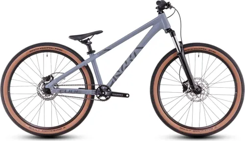 Cube Flying Circus hazeblue ́n ́reflex 2026 M - Fahrrad mit top ausbalancierter Geometrie für Luftmanöver, robust und stabil, ausgestattet mit RST Dirt Federgabel und hydraulischen Scheibenbremsen – perfekt für Jump-Skills!