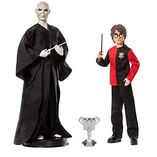Mattel Harry Potter HCJ33 - Sammlerpuppe 2er Pack, Geschenkset mit Voldemort-Puppe (ca. 30 cm), Harry Potter-Puppe (ca. 26 cm), mit Kleidung und Zauberstäben nach Vorlage der Filme, ab 6 Jahren