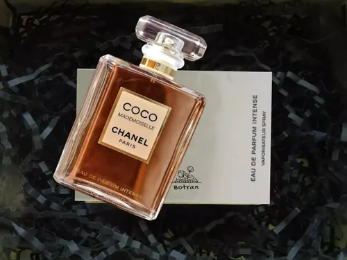 Chanel Coco Mademoiselle Eau de Parfum Intense Spray 50 ml - Damenparfüm mit intensiven, blumigen Noten für einen unvergesslichen Duft, der die Sinne betört.