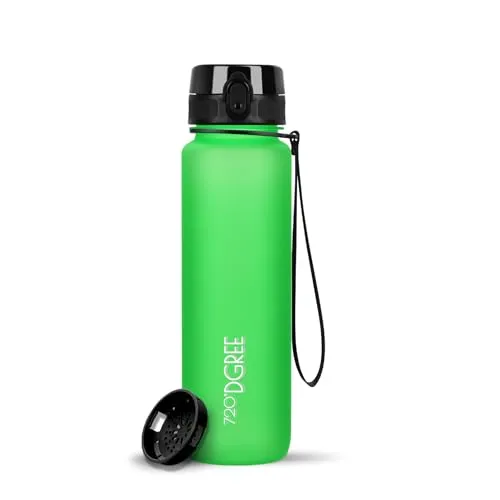 720°DGREE uberBottle softTouch Trinkflasche 1l classic green - Praktische 1l Wasserflasche mit Sieb für frisches Obst oder Tee. Ideal für unterwegs und im Alltag, komfortabler Griff und leicht zu reinigen.
