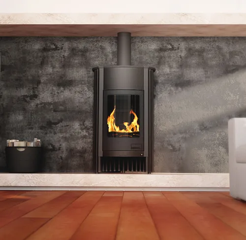 Warmluftofen Masterflamme Grande I Black - Schwarz - Kaminöfen mit 17 kW Leistung, ideal für große Räume. Robuste Bauweise und selbstschließende Tür mit feuerfester Panoramascheibe für effiziente Wärmeverteilung.
