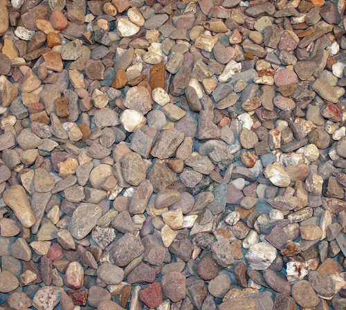 Rheinkies 16 - 32 mm, 25 kg Sack - Hochwertiger Rheinkies 16 - 32 mm für vielseitigen Einsatz im Garten- und Landschaftsbau. Ideal zur Gestaltung von Wegen und Beeten, sorgt für eine ansprechende Optik.