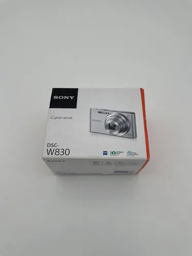 Sony DSC-W830 CyberShot Digitalkamera - 20.1MP Silber - Kompaktkamera mit 20,1 MP und 32x digitalem Zoom, ideal für detailreiche Aufnahmen. Perfekt für Einsteiger und Hobbyfotografen.