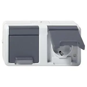 Gira Steckdose 478130 - 2-fach IP44 Feuchtraum Steckdose - Sonstige Elektroinstallationsartikel mit stabilem, wasserfestem Gehäuse nach IP44. Ideal für den Einsatz in Feuchträumen wie Keller oder Garage. Einfache Montage und erhöhten Berührungsschutz durch Safety+.