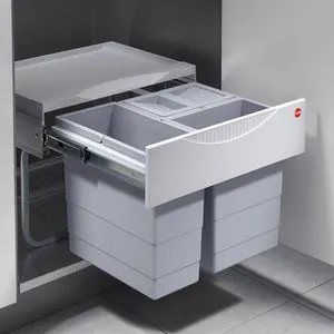 Hailo Raumspar Tandem 3644731 Einbau-Mülltrenner - Haushaltszubehör mit 3 Fächern für effiziente Mülltrennung - ideal für Drehtür-Schränke ab 50 cm, inklusive praktischer Ablagemulde und hygienischen Inneneimern.