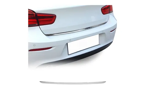OMAC Chrom Zierleisten-Aufkleber für BMW 1er F20 - Hochwertiger Zierleisten-Aufkleber für den Kofferraum, rostbeständig und einfach zu reinigen. Perfekte Passform für BMW 1er F20 (2011-2019), verleiht deinem Auto einen eleganten Look.