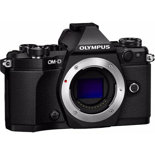 Olympus E-M5 Mark II Power Kit inkl. HLD-8 Batterie - Spiegelreflexkamera mit 16.10 Mpx, 12-40 mm Objektiv und zusätzlicher HLD-8 Batterie für längere Aufnahmen. Ideal für Fotografie-Enthusiasten.