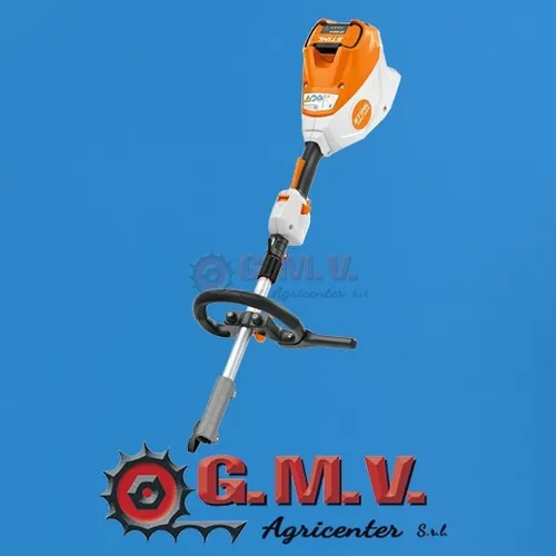 STIHL Akku-KombiMotor KMA 120 R - Vielseitiger Akku-KombiMotor für professionelle Gartenpflege, leiser EC-Motor und ergonomische Handhabung mit Schnellspannsystem für maximalen Komfort.