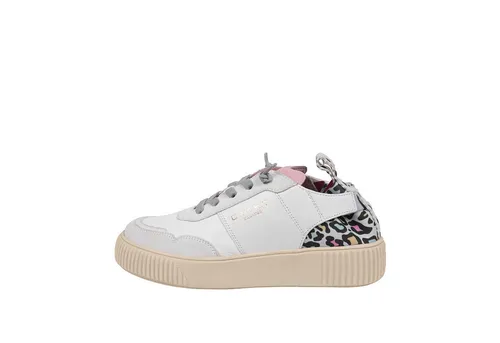Crickit Low-Top Sneaker OAKLI in Weiß - Gr. 37 (EU) für Damen - Der Crickit Low-Top Sneaker OAKLI überzeugt mit leichtem Leder-Obermaterial und einem bequemen Einstieg dank elastischer Schnürsenkel. Das herausnehmbare Fußbett sorgt für individuellen Tragekomfort – ideal für modebewusste Frauen.