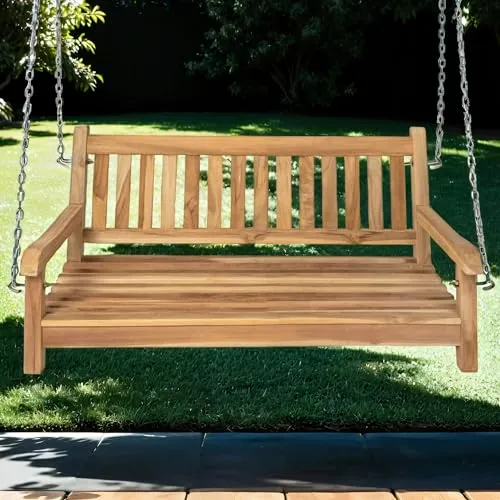2-Sitzer Gartenschaukel Susana aus Teakholz – Stilvolle Schaukelbank für den Garten - Entspannen Sie in der eleganten 2-Sitzer Hollywoodschaukel Susana aus massivem Teakholz. Das pflegeleichte Unikat bietet Komfort und Stil für Ihren Garten und lädt zum Schaukeln ein!