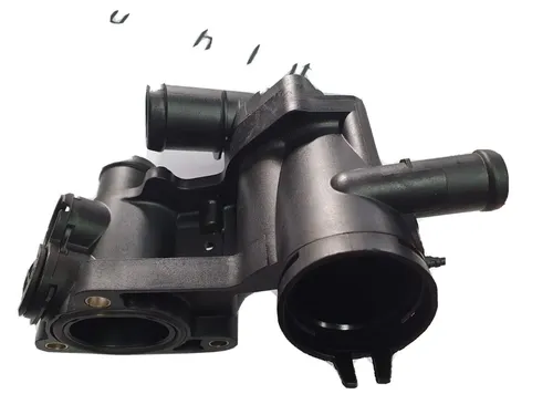 Thermostatgehäuse VEMO V15-99-2079 für VW, Seat, Skoda - Kühlungskomponente mit integriertem Sensor, optimal für VW, Seat und Skoda Modelle, sorgt für präzise Temperaturregelung und Langlebigkeit.