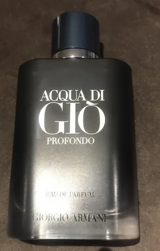 Armani Acqua di Giò Profondo Eau de Parfum 100 ml - Herrendüfte, zeitloser Duft mit der Frische des Wassers, ideal für den aktiven Mann und perfekt für den täglichen Gebrauch.